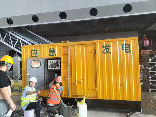 静宁怎样判断空气滤清器是否需要更换？
