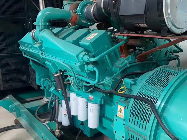 静宁更换100kW柴油发电机组机油时，需要注意哪些事项？